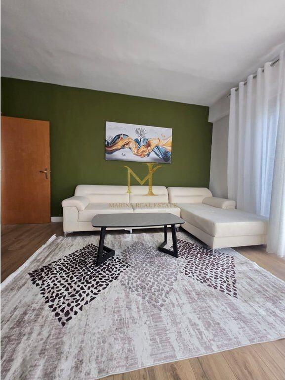 Shitet Apartament 2+1 i investuar, plazh Hekurudha !