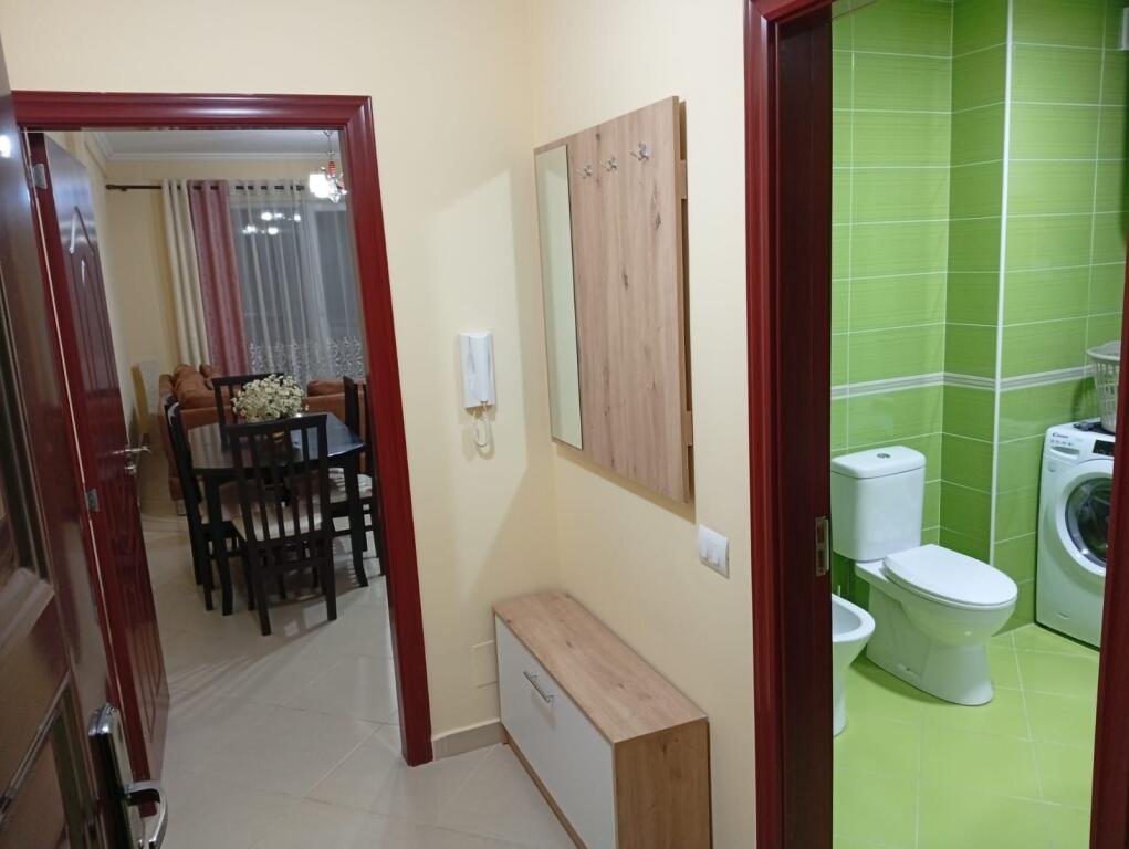 Apartament 2+1+2 jepet me qera