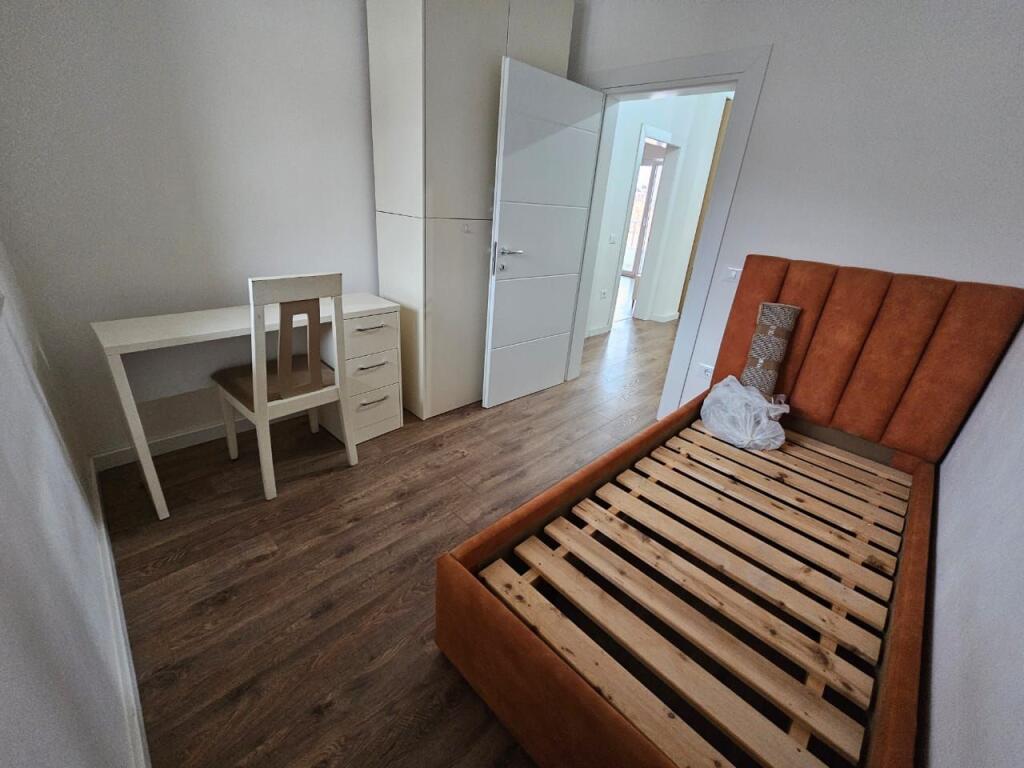 SHITET APARTAMENT 2+1 TE SPITALI DURRES!!