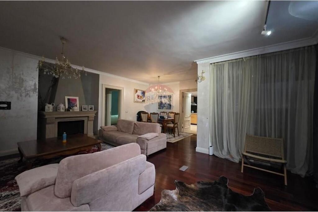 PENTHOUSE FOR SALE IN THE CENTER!