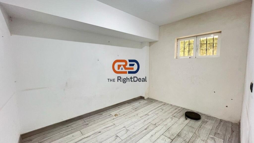 Ne Vasil Shanto ,Prane Gjykates Jepet Me Qira Ambient Biznesi Me Oborr!!!