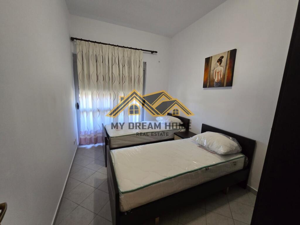 MINI HOTEL NE PLAZH PER SHITJE