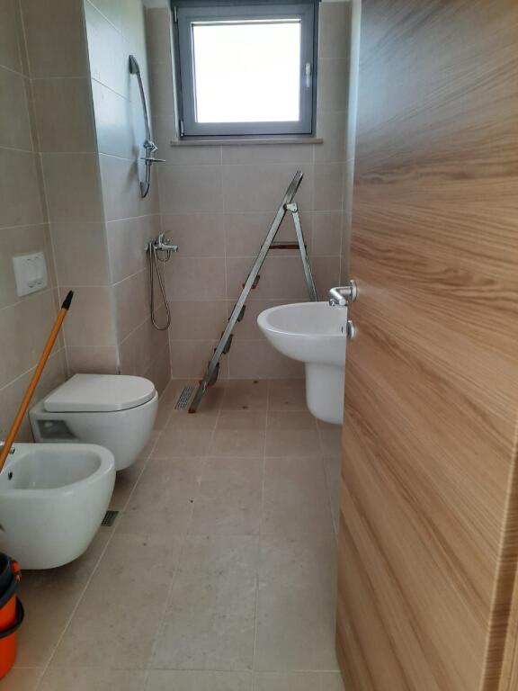 OFFICE FOR RENT 67 M2 DINAMO STADIUM 70,000 LEKE