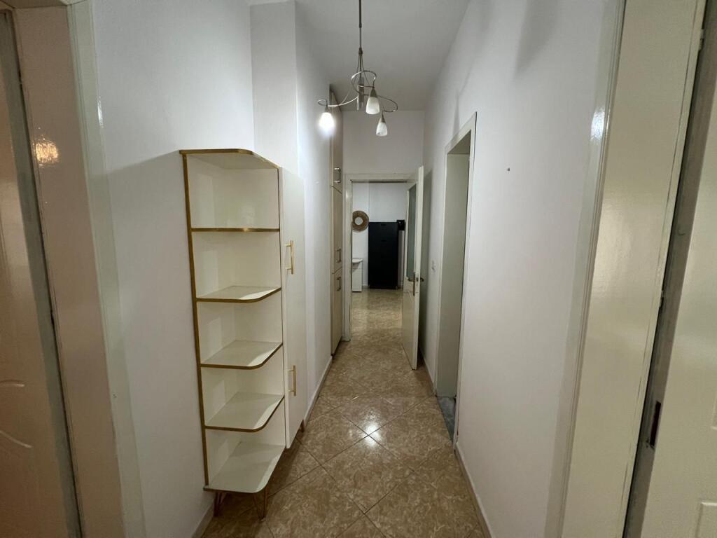 Apartment 2+1 for rent at Komuna Parisit