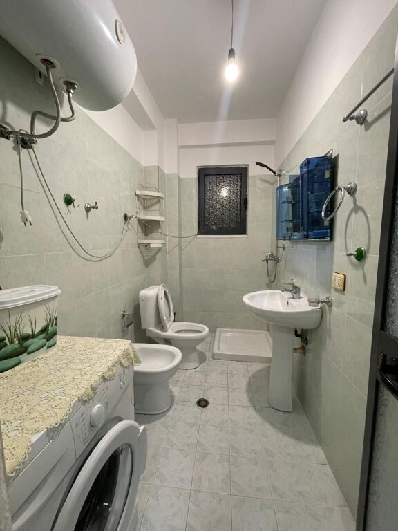 🏡 APARTAMENT ME QERA 1+1 – XIXA PLAZH DURRES