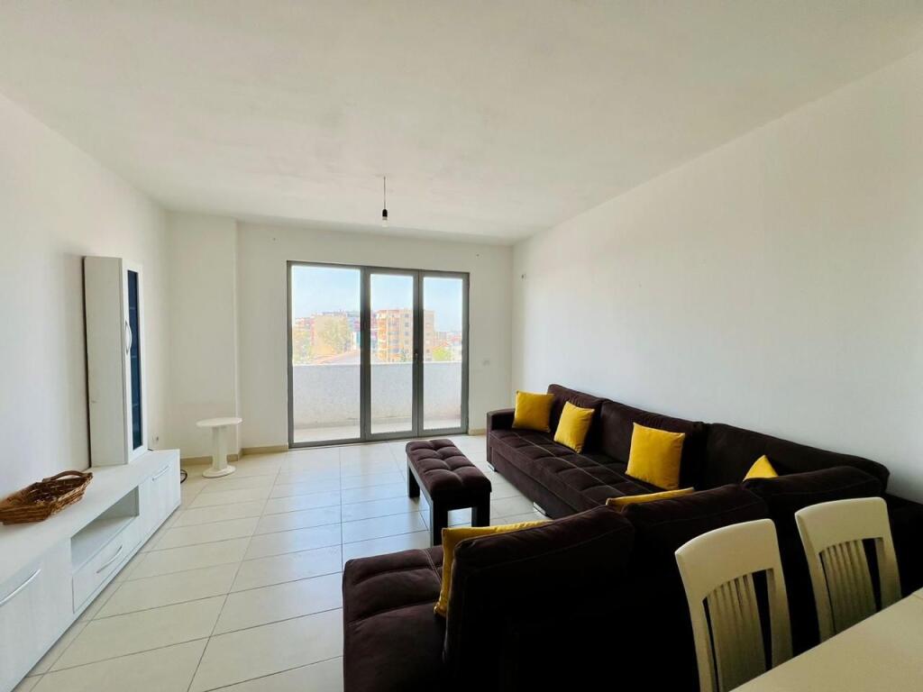 Apartament 1+1 per qira ne Kinostudio