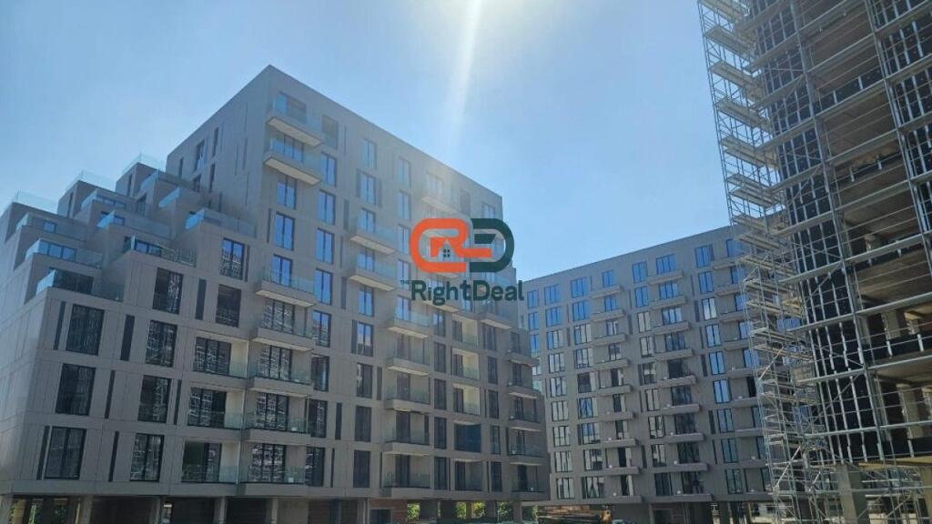 Tek Kompleksi "Golden Gate", Shitet Apartament 2+1+2, Me Strukture Dhe Hapesira Perfekte !!