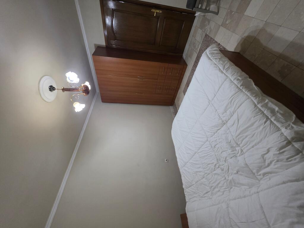 Jepet apartament me qera 1+1, prane Stadiumit Dinamo