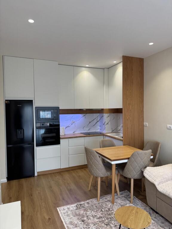 Jepet me qera apartament 1+1+post parkimi, Ali Demi, Rezidenca Kaimi