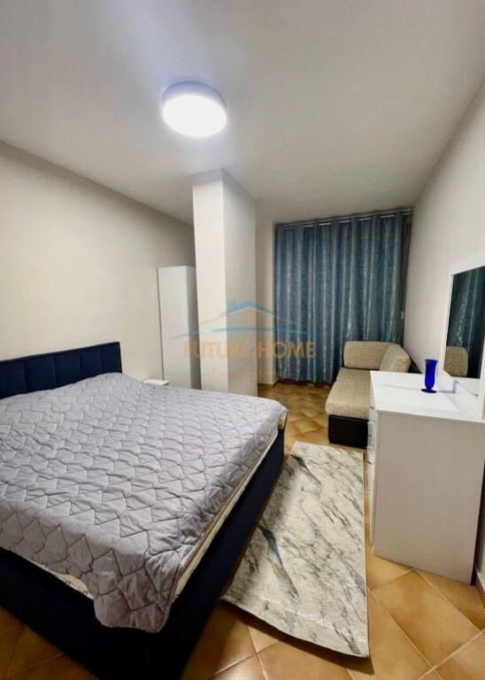 Affitto, Appartamento 1+1, Bllok, Tirana.