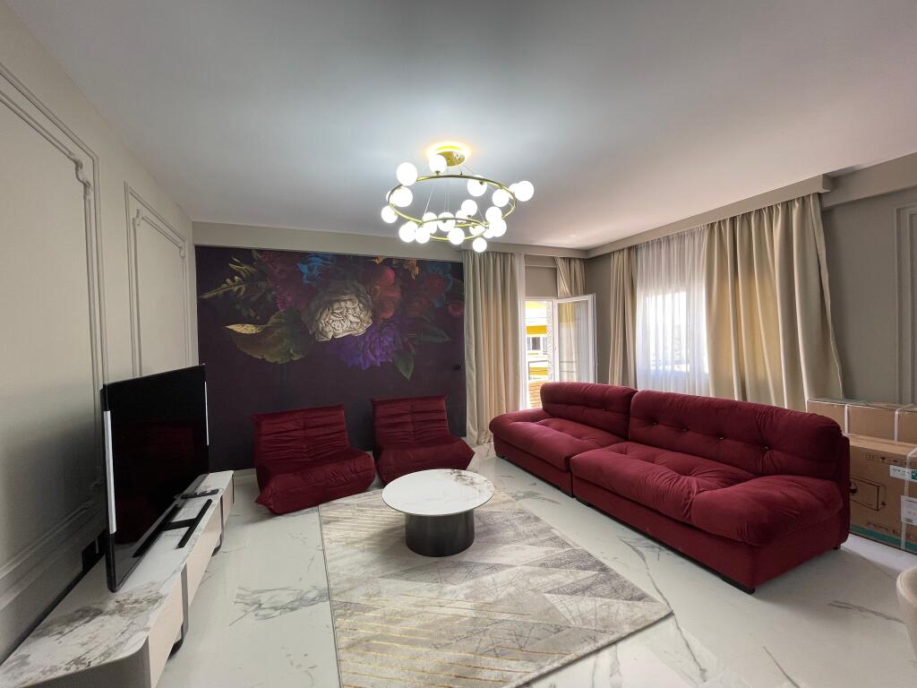 Jepet me QIRA apartament 2+1+parkim në rezidencë private, Liqeni Farkës