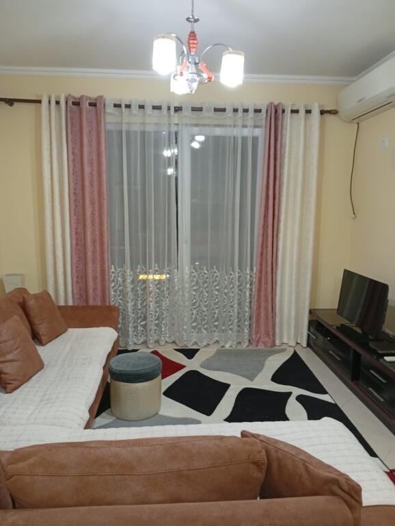 Apartament 2+1+2 jepet me qera