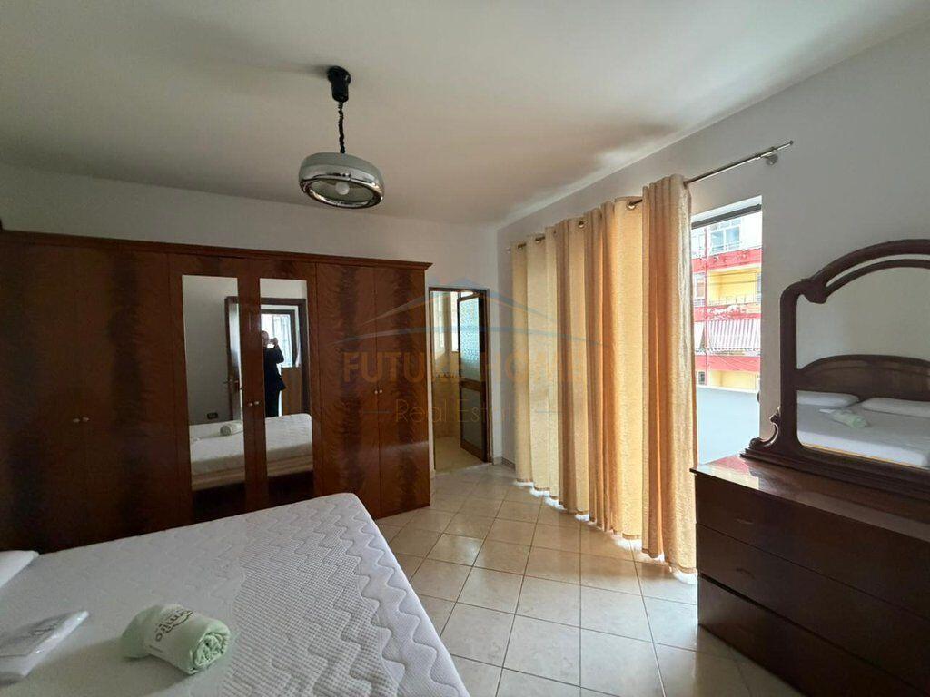 Qera, Apartament 2+1+2, Unaza e Re