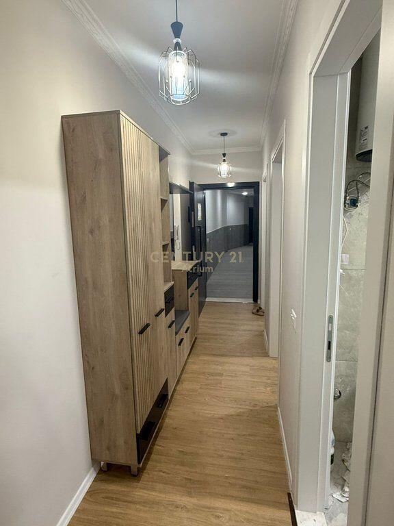 JEPET ME QERA APARTAMENT 2+1 TE KOMPLEKSI MOLLA