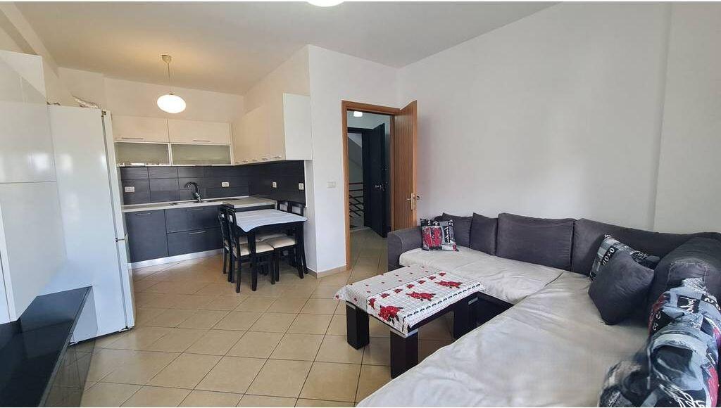 VENDO APPARTAMENTO 1+1 NELL'AREA DI YZBERISHT! 85.000 €