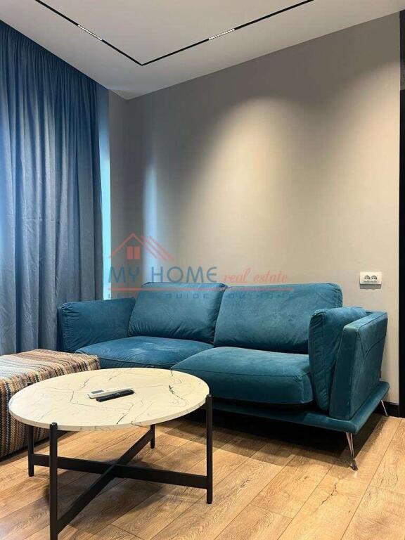 Apartament 2+1+Post Parkimi me Qera Rruga e Barrikadave Tirane