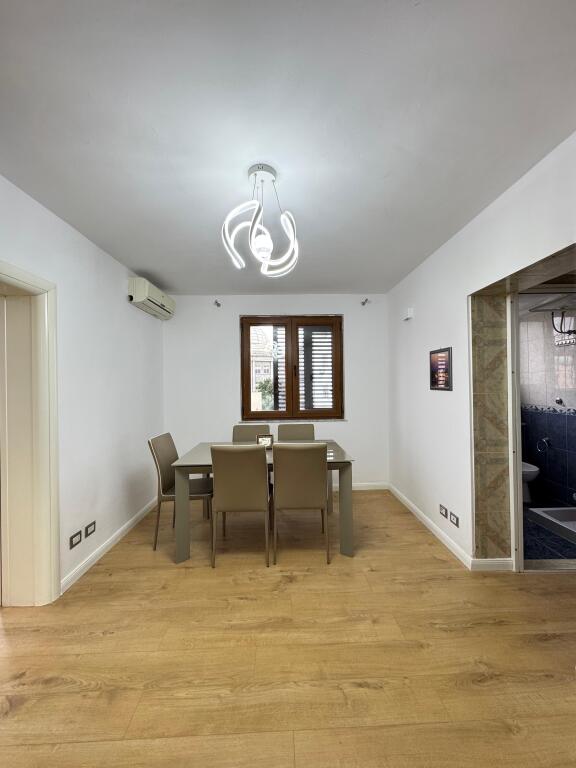 Shitet Apartament 2+1 me Kuzhinë të Veçuar – Vollga, Durrës