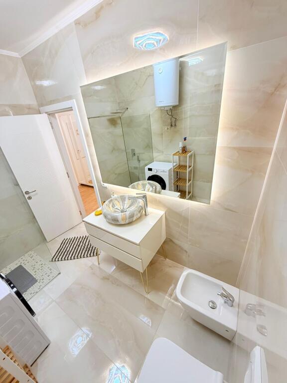 Apartament me qera 2+1+2 Rruga e Kosovareve