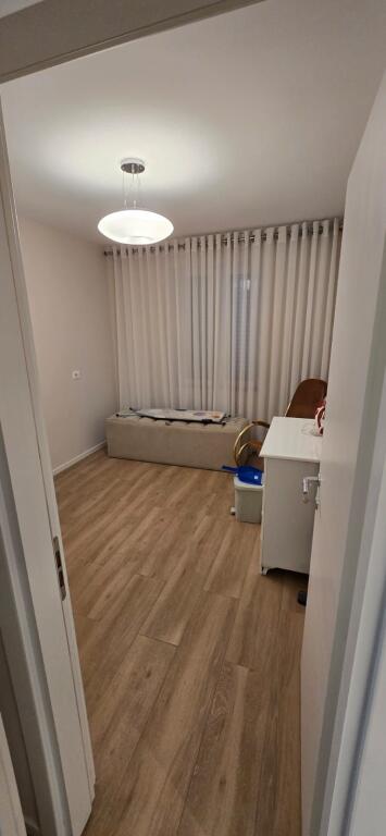 APARTAMENT ME QIRA 2+1 TE RRUGA MYSLYM SHYRI , TIRANE