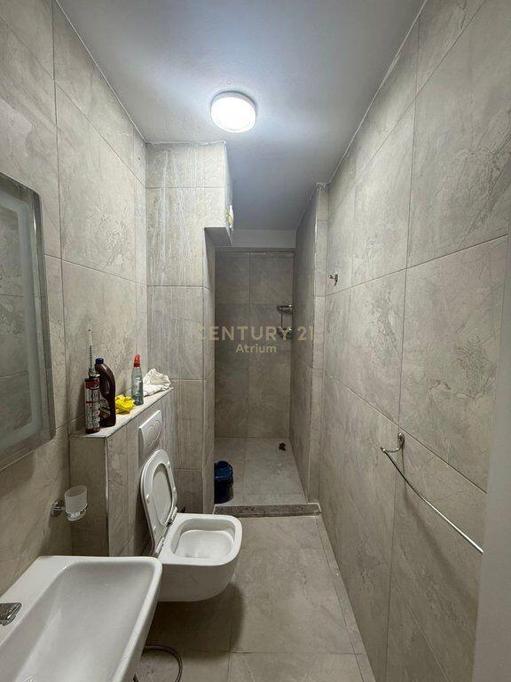 JEPET APARTAMENT 2+1 ME QIRA TEK (KOMPLEKSI MOLLA) NE ASTIR!