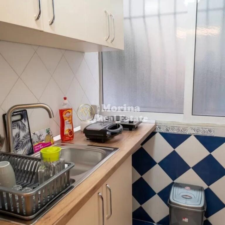 Qera, Ambjent Biznesi/zyre, Pazari i Ri, 480 euro/muaj