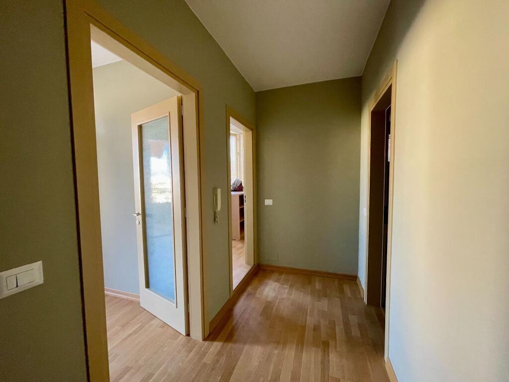 Jepet me QIRA apartament 1+1 Pasticeri Reka, Komuna e Parisit