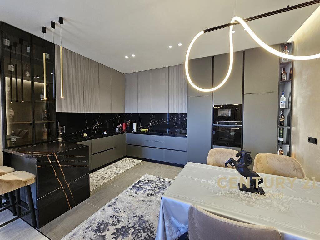 JEPET ME QERA VILE NE SELITE 2,000 € /Muaj