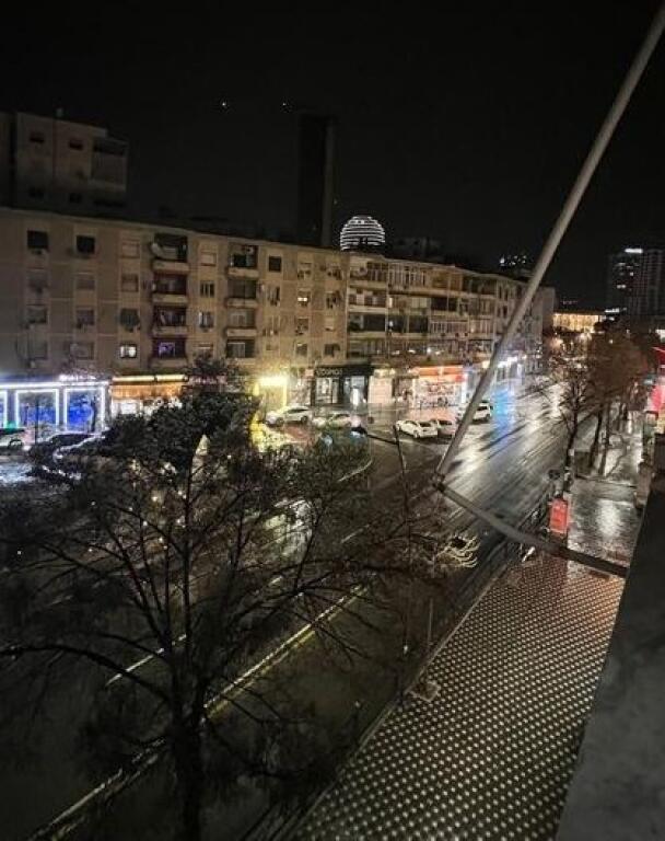 TEK CAFE FLORA SHESIM APARTAMENT 2+1