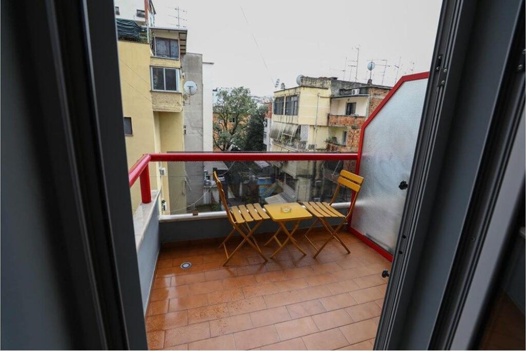 STUDIO APARTMENT FOR RENT IN BLLOK