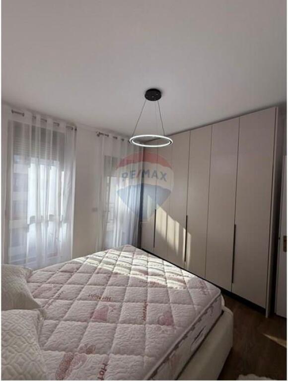 Apartament 1+1  Për Shitje - Bulevardi Migjeni, Tirane Yzberisht !