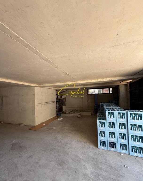 MAGAZINE ME QERA 200 M2 KOMBINAT 50.000 LEKE