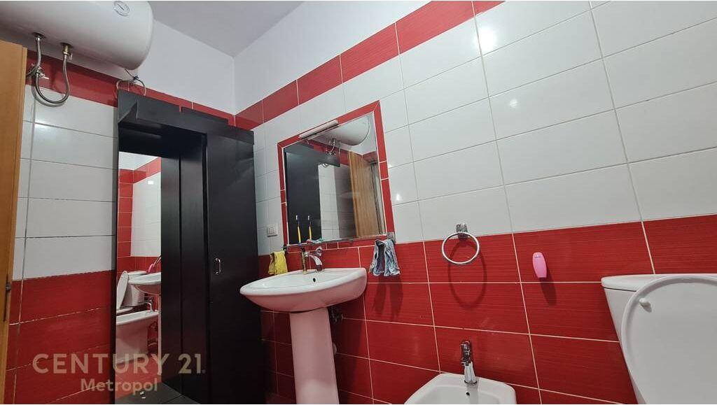 SELLING 1+1 APARTMENT IN THE YZBERISHIT AREA! 85,000 €