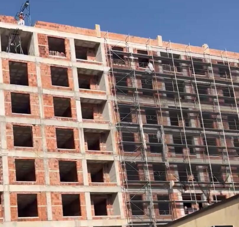 Shitet 2+1 Kamez Ulliri