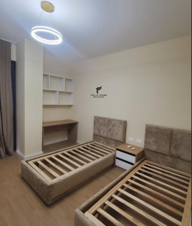 APARTAMENT ME QERA 2+1 LIQEN I THATE 1300 EURO