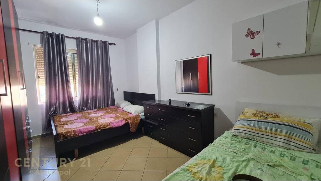 VENDESI APPARTAMENTO 1+1 A YZBERISH