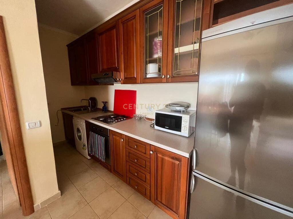 Appartamento in affitto 1+1 sulla spiaggia di Durazzo