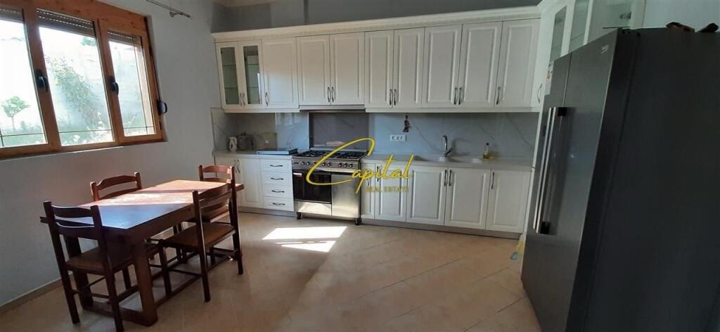 VILE PRIVATE ME QERA 500 M2 TEG 2000 EURO