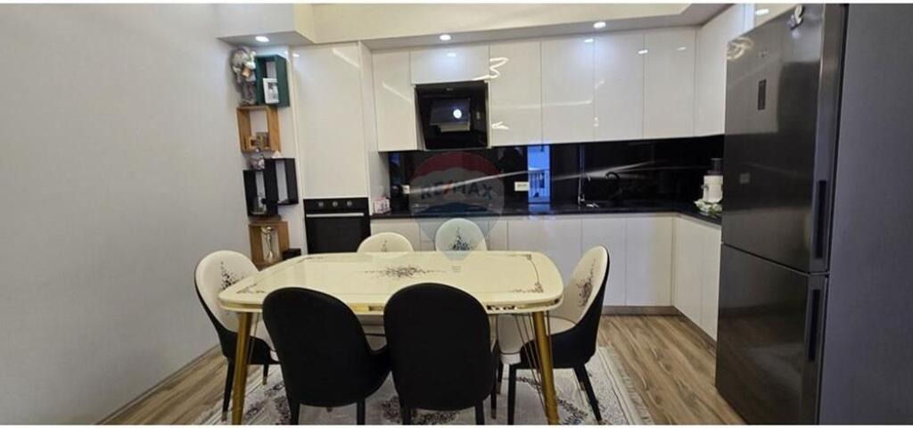 ✨Shitet Apartament 3+1+2 me Post Parkimi | 📍Green City, Unaze e Re