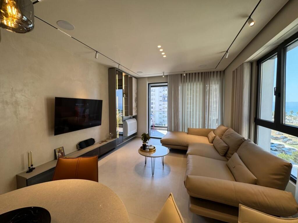 apartament  me qira , pamje totale deti  