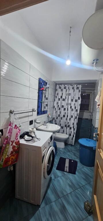 🏢 SHITET APARTAMENT 2+1 • PRANË SHKOLLËS BEDRIE BEBEZIQI • RRUGA E PORTIT