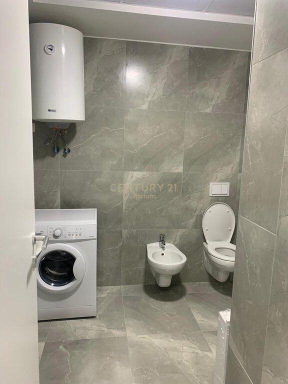 JEPET APARTAMENT 2+1 + POST PARKIMI ME QIRA TEK FIORI DI BOSCO !