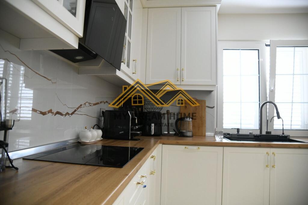 SHTEPI PRIVATE NE ISH KENETE, DURRES ME QIRA !