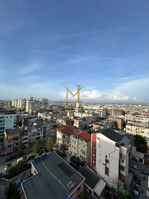 APARTAMENTE ME QERA 1+1 , NE DURRES , PRANE TREGUT FRUTA PERIMEVE !!