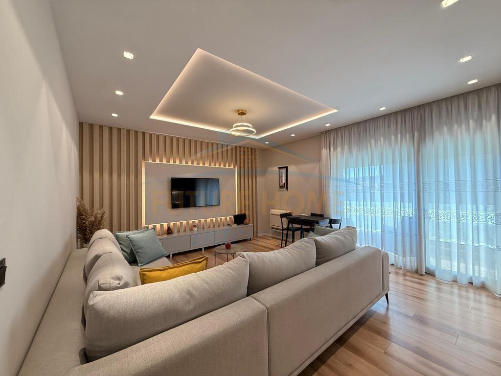 Shitet, Apartament 1+1, Rezidenca Sofia, Tiranë.