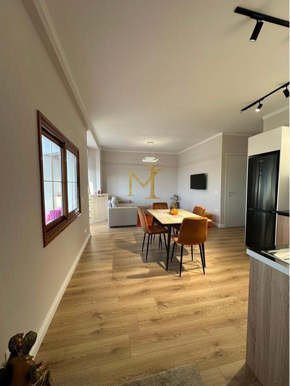 APARTAMENTE ME QERA 1+1 , NE DURRES , PRANE TREGUT FRUTA PERIMEVE !!