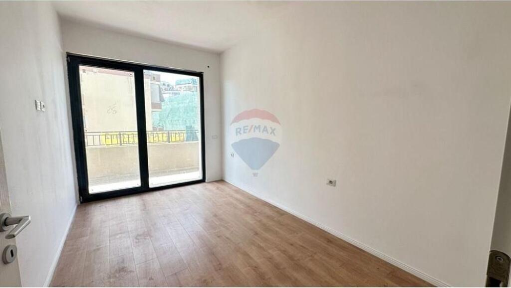 APARTAMENT 1+1 PER SHITJE - LIQENI I THATE