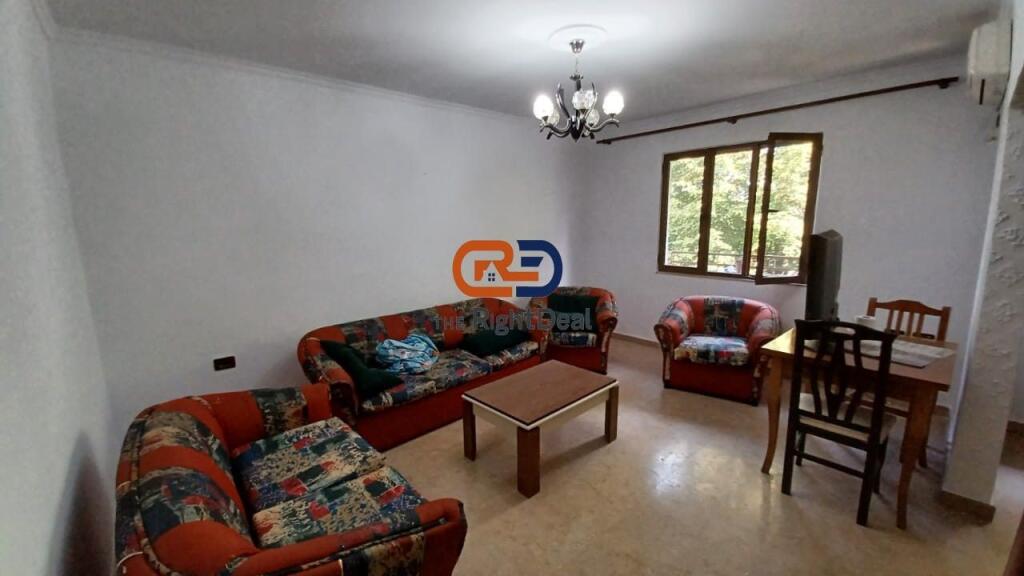 Ne Allias, Jepet Me Qira Apartament 2+1, Me Planimetri Te Rregullt!