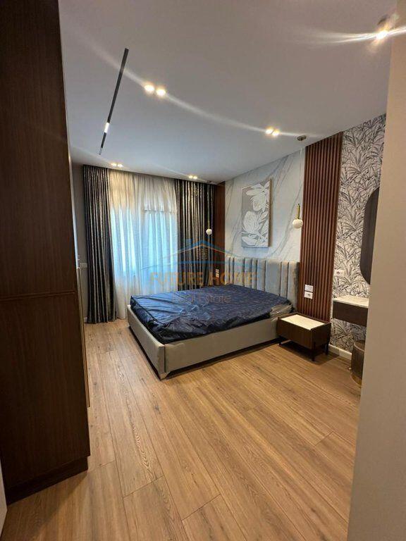 Rent,Apartment 2+1+2,Center,Tirana