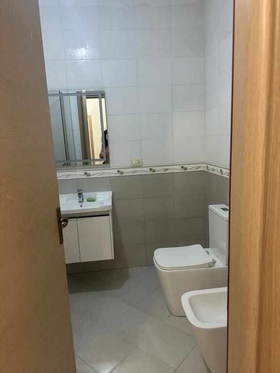 Super Apartament 2+2 Banjo tek Bulevardi Ri