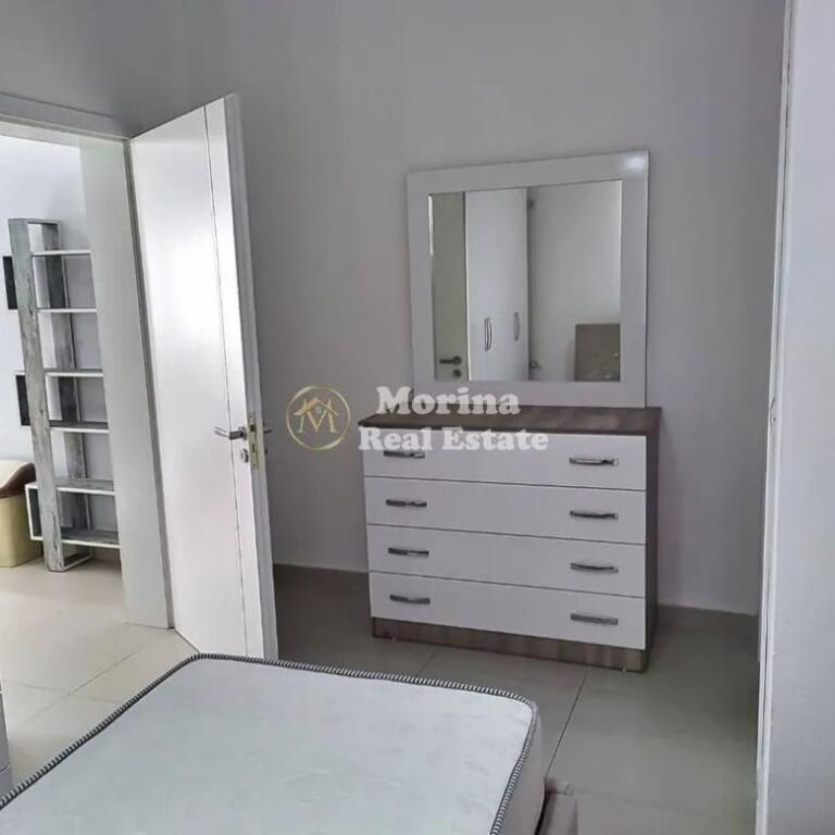 Rent, Entrance 1+1, American Hospital 2, 400 euro/month